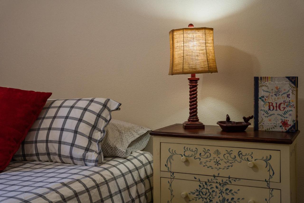 Lazy Squirrel - Cozy Family House With Full Game Room Kernville Buitenkant foto
