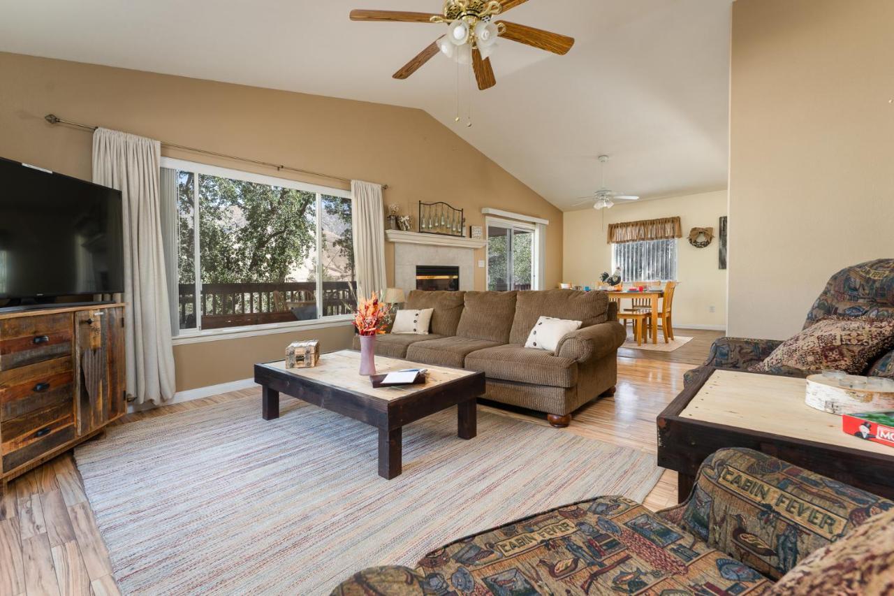Lazy Squirrel - Cozy Family House With Full Game Room Kernville Buitenkant foto