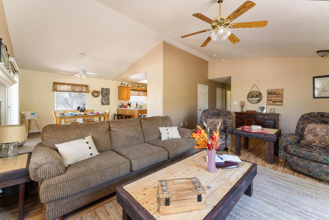 Lazy Squirrel - Cozy Family House With Full Game Room Kernville Buitenkant foto