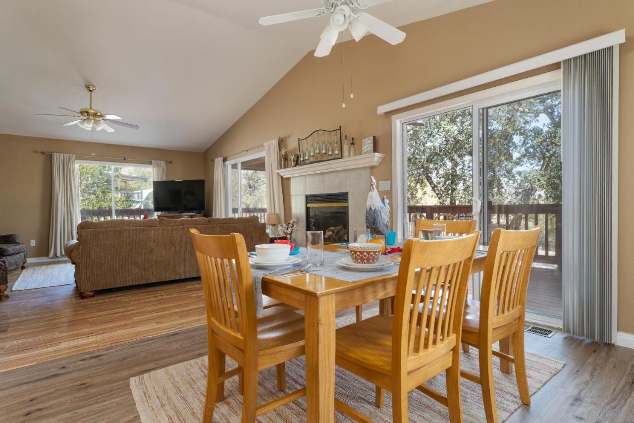 Lazy Squirrel - Cozy Family House With Full Game Room Kernville Buitenkant foto